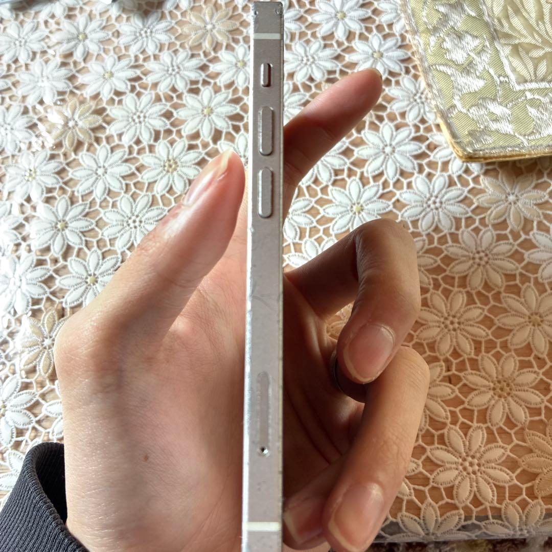 Apple iPhone 12 mini ホワイト 本体　ジャンク品