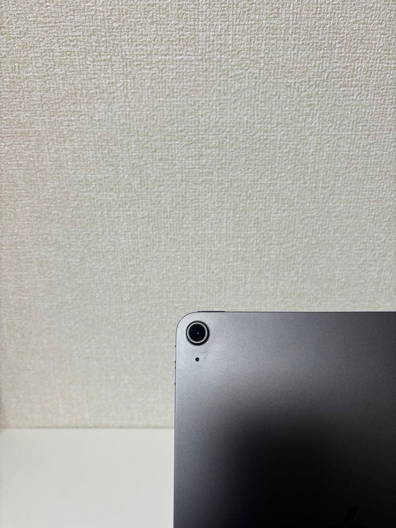 【美品】iPad Air 第5世代 Wi-Fiモデル スペースグレー