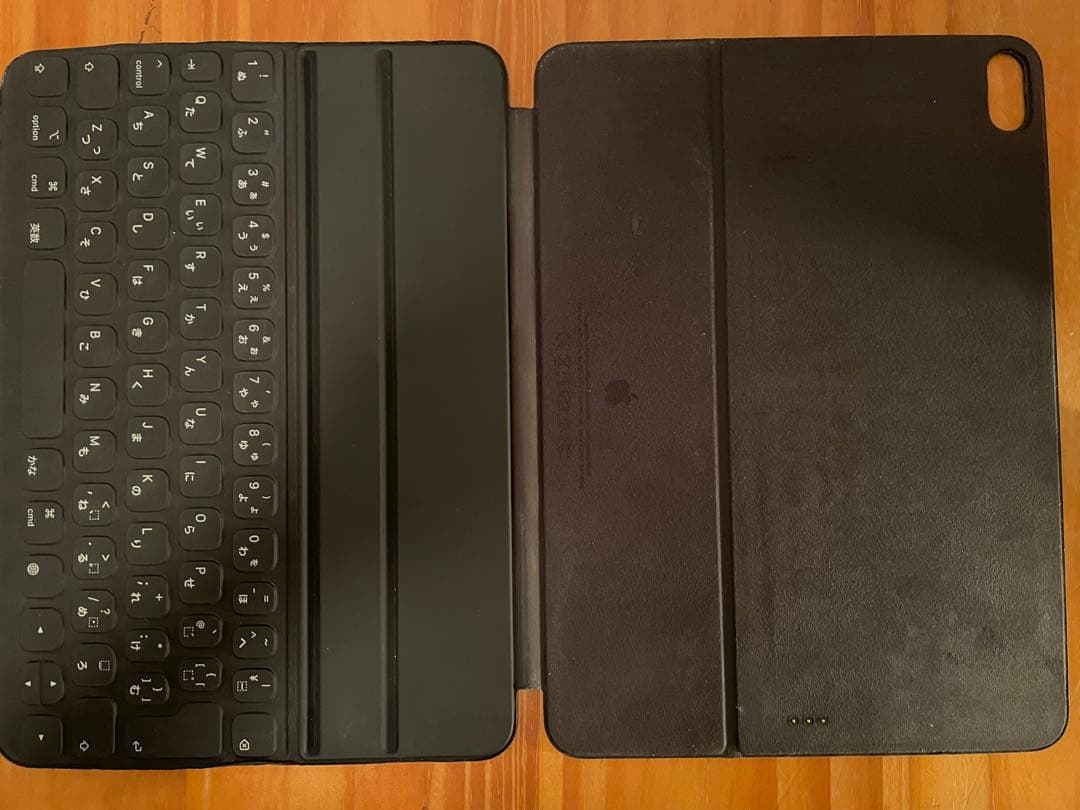 iPad air 第5世代 ＋ smart keybord folio