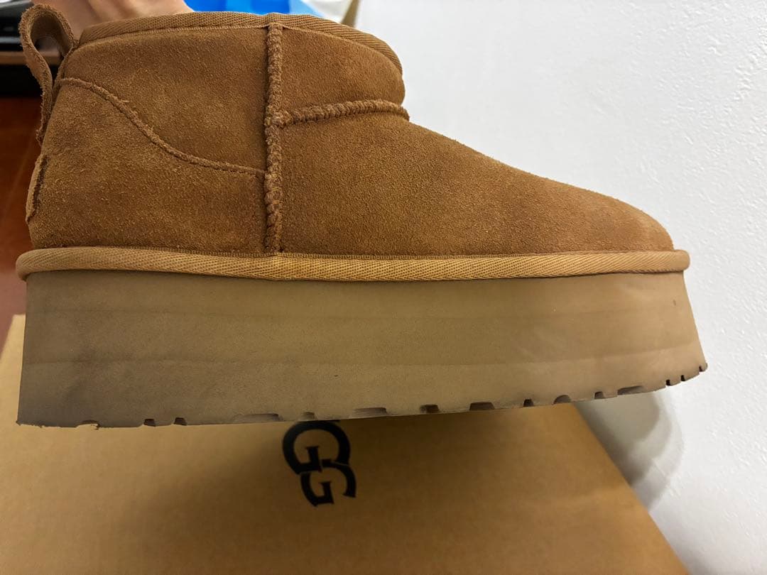 UGG クラシック ウルトラ ミニ プラットフォーム US7