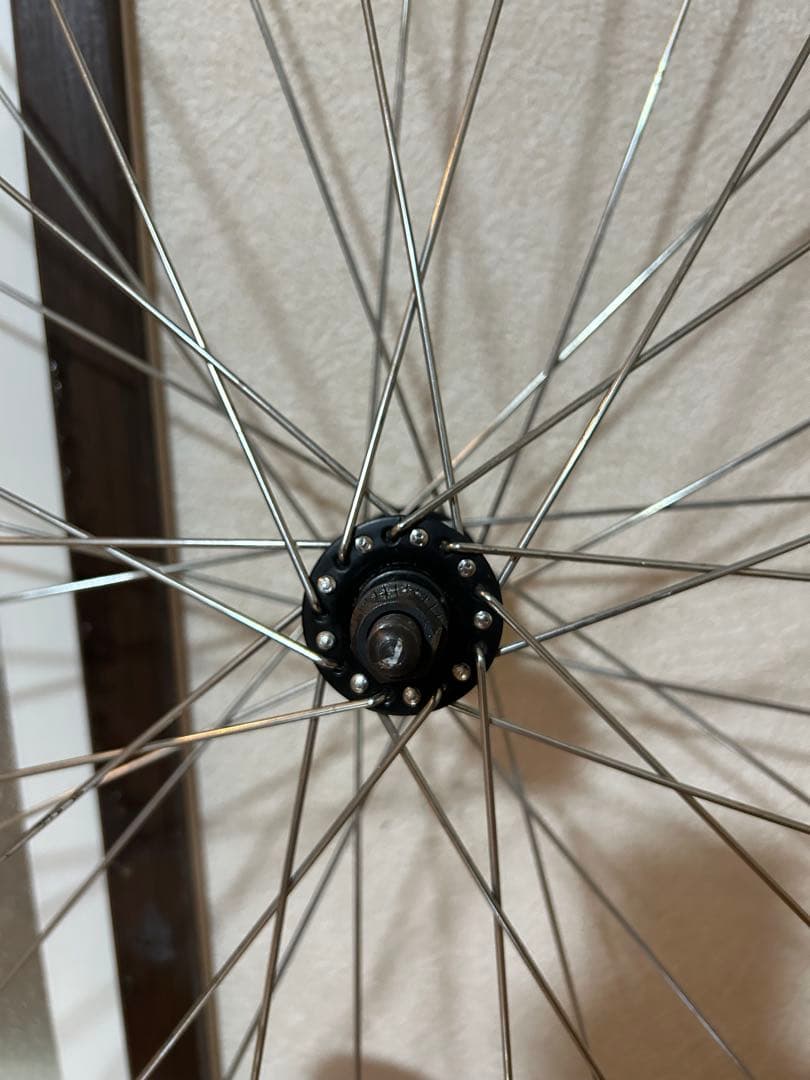 前後タイヤ 700c ロードバイク/クロスバイク 7加速（ボルト式アクスル）