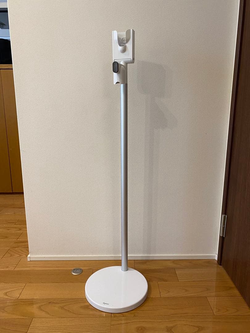 Dyson Digital slim fluffy SV18 本体・スタンド