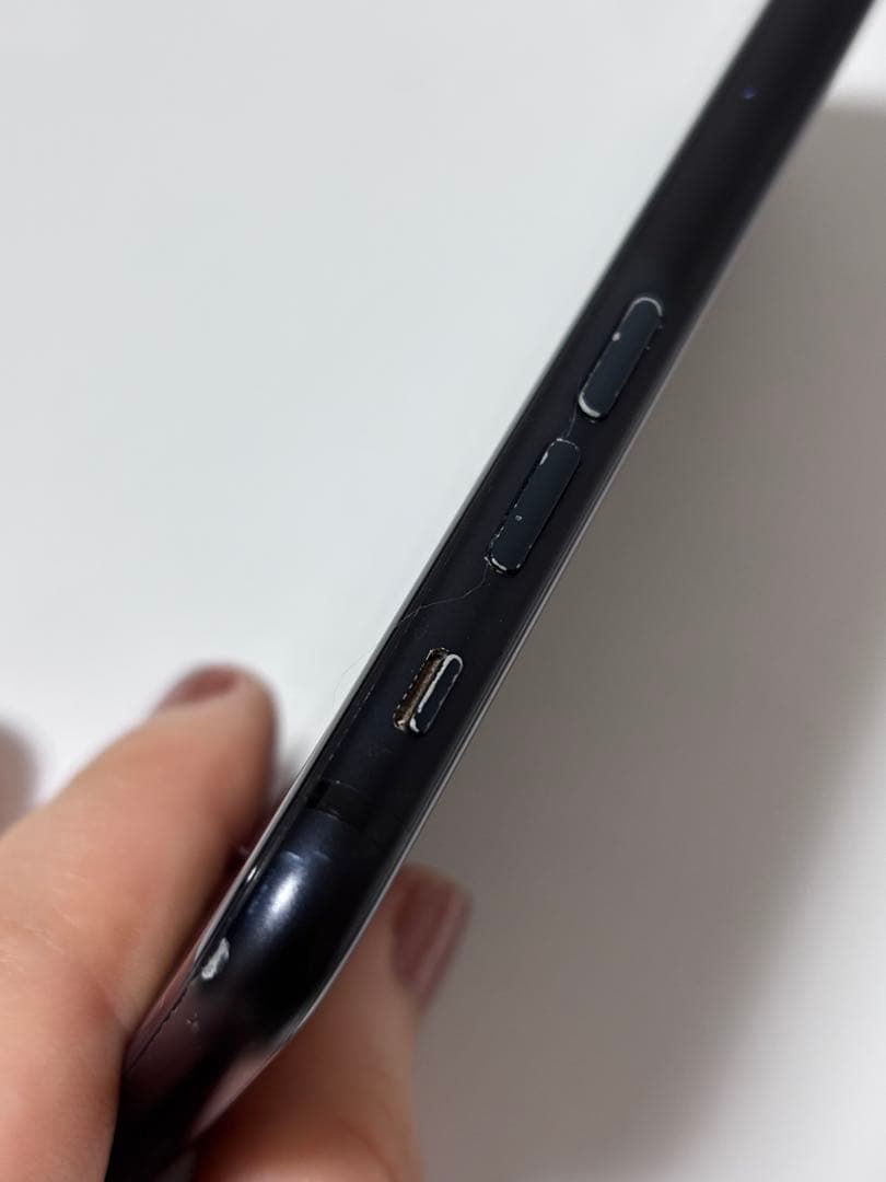 iPhone SE 第二世代 128GB ブラック