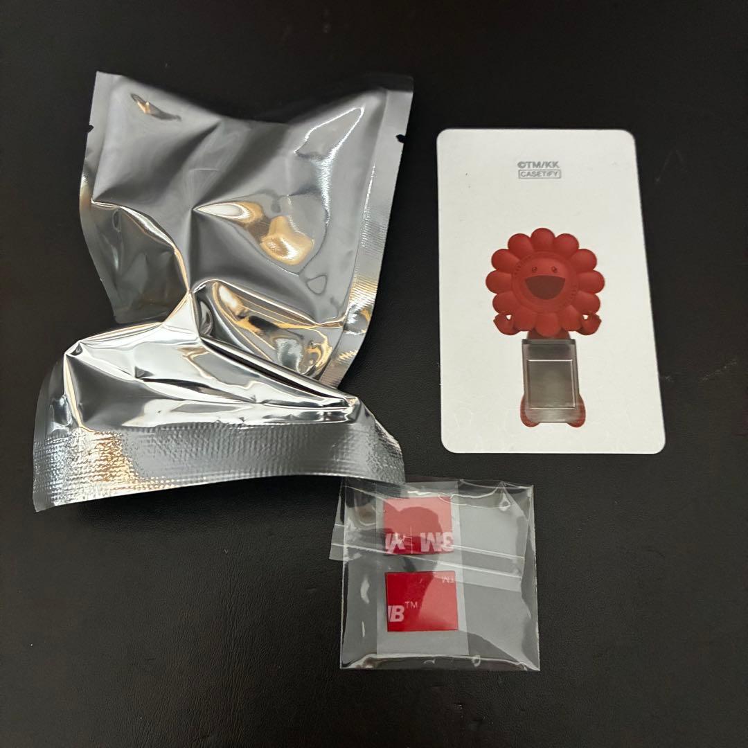 【村上隆 x CASETiFY】FLOWERS BLOOM フィギア RED