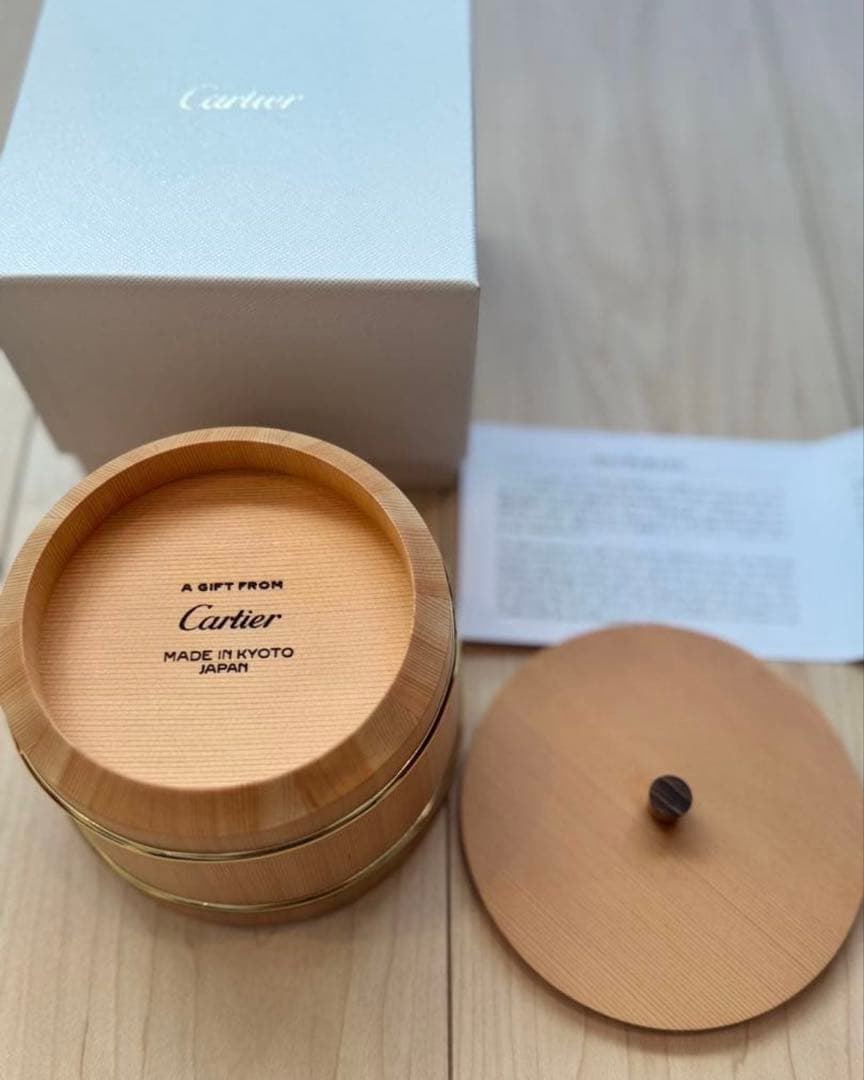 レアCartier ノベルティーキャンディボックス