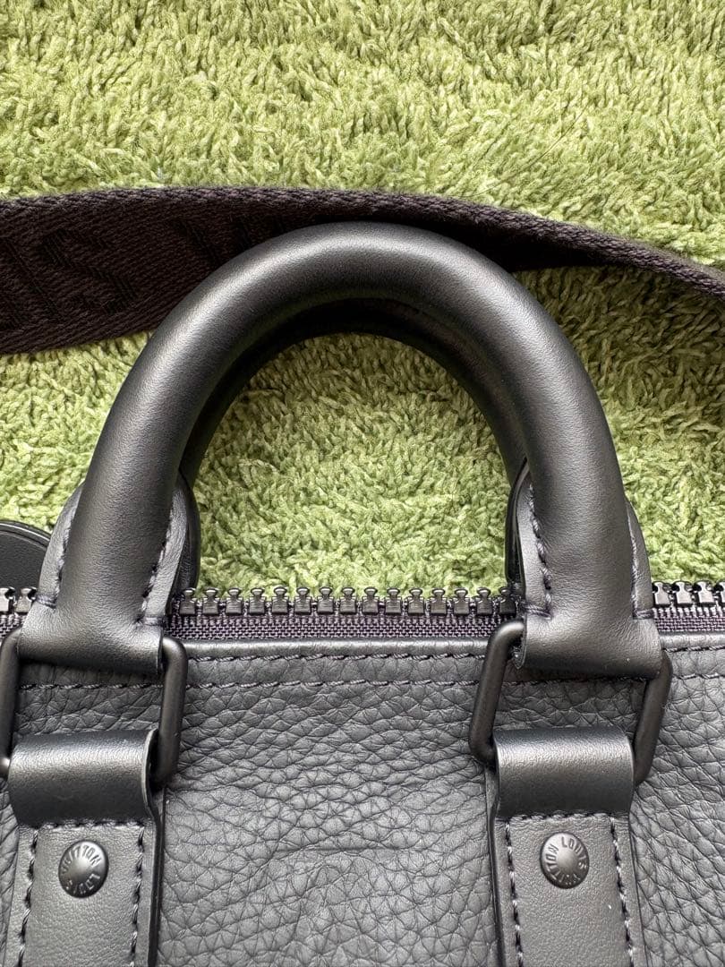 Louis Vuitton ルイヴィトン　キーポル　バンドリエール