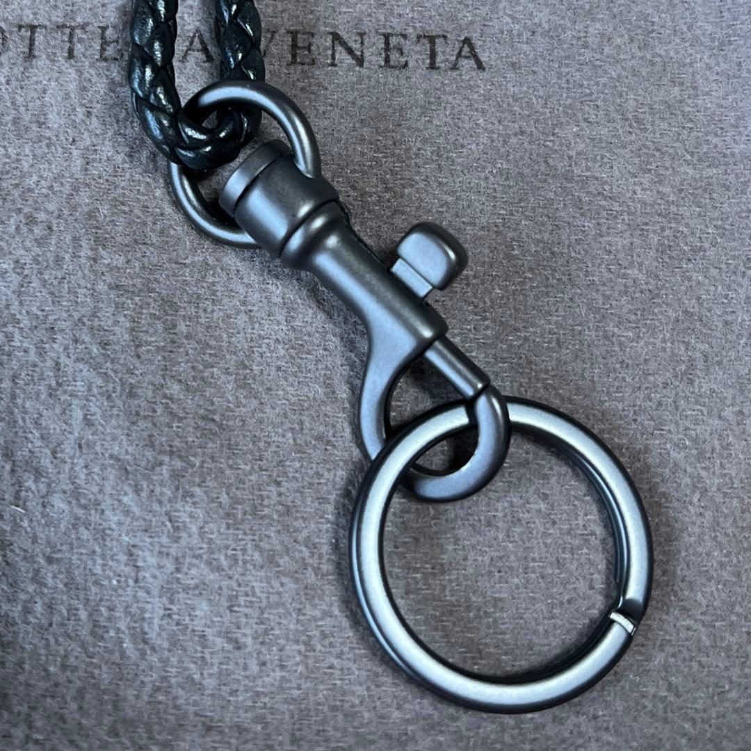 【極美品】ボッテガヴェネタ ネックストラップ キーリング イントレチャート