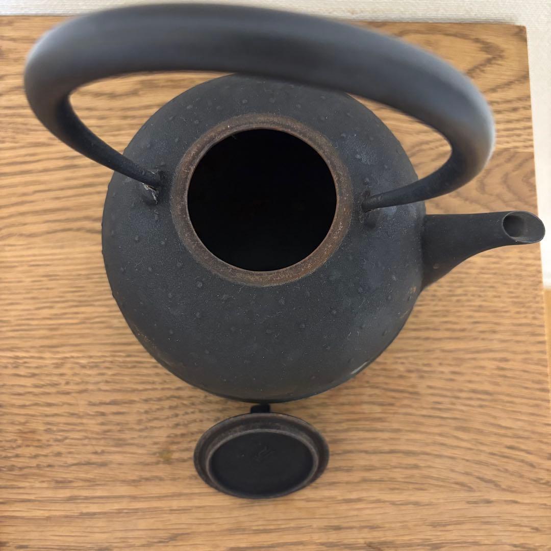 空間鋳造　1ℓ 鉄瓶　入手困難品