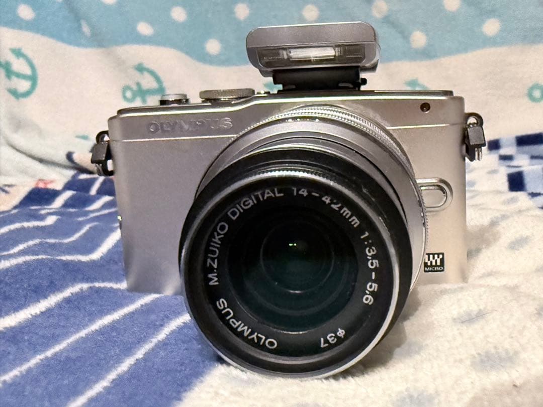 オリンパス PEN lite E-PL5ミラーレス一眼