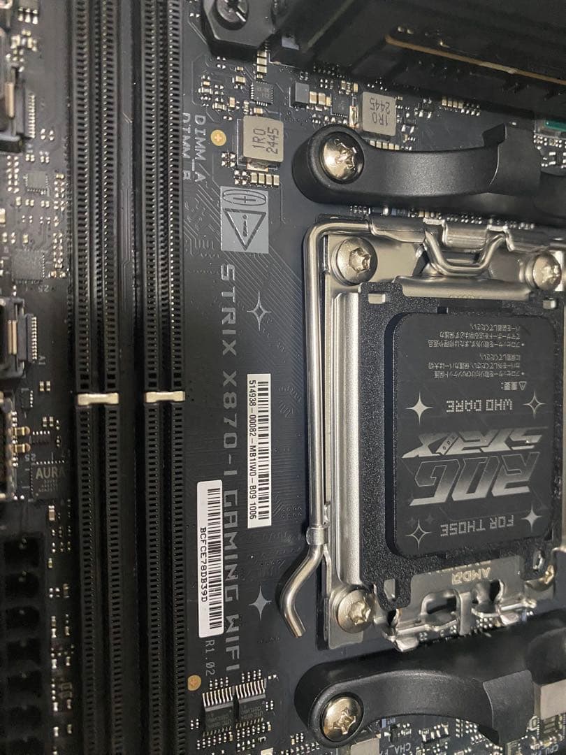 ASUS ROGSTRIX X870-I ITX マザーボード　AM5ハイエンド