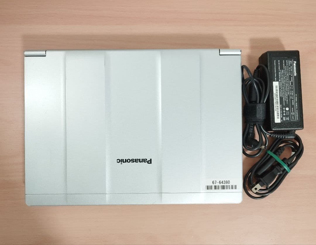 使用4900時間 CF-SV1 第11代i5/16GB/256GB/office