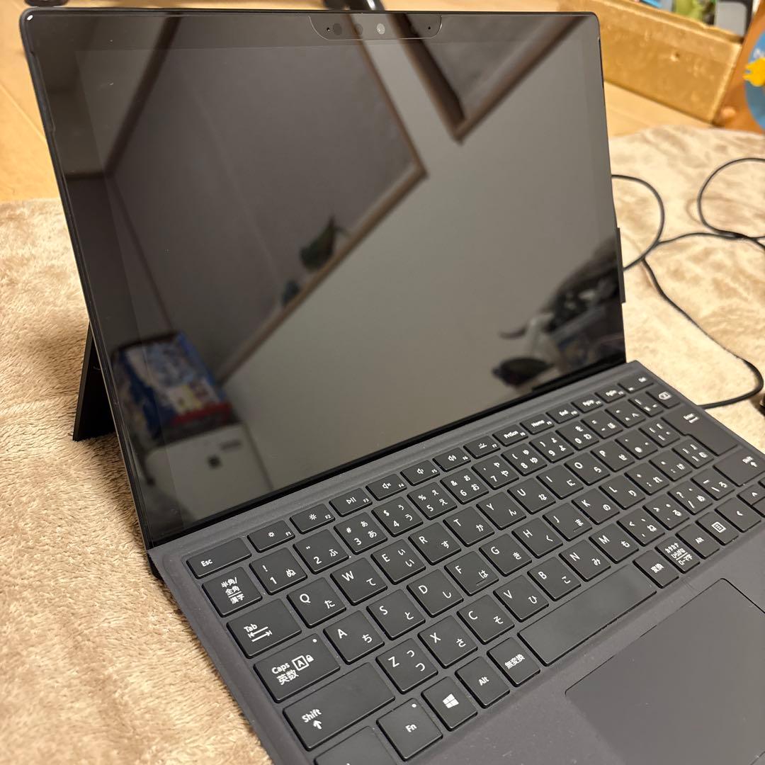 【極美品】Surface Pro 7 i5 8GB 256GB バッテリー90%