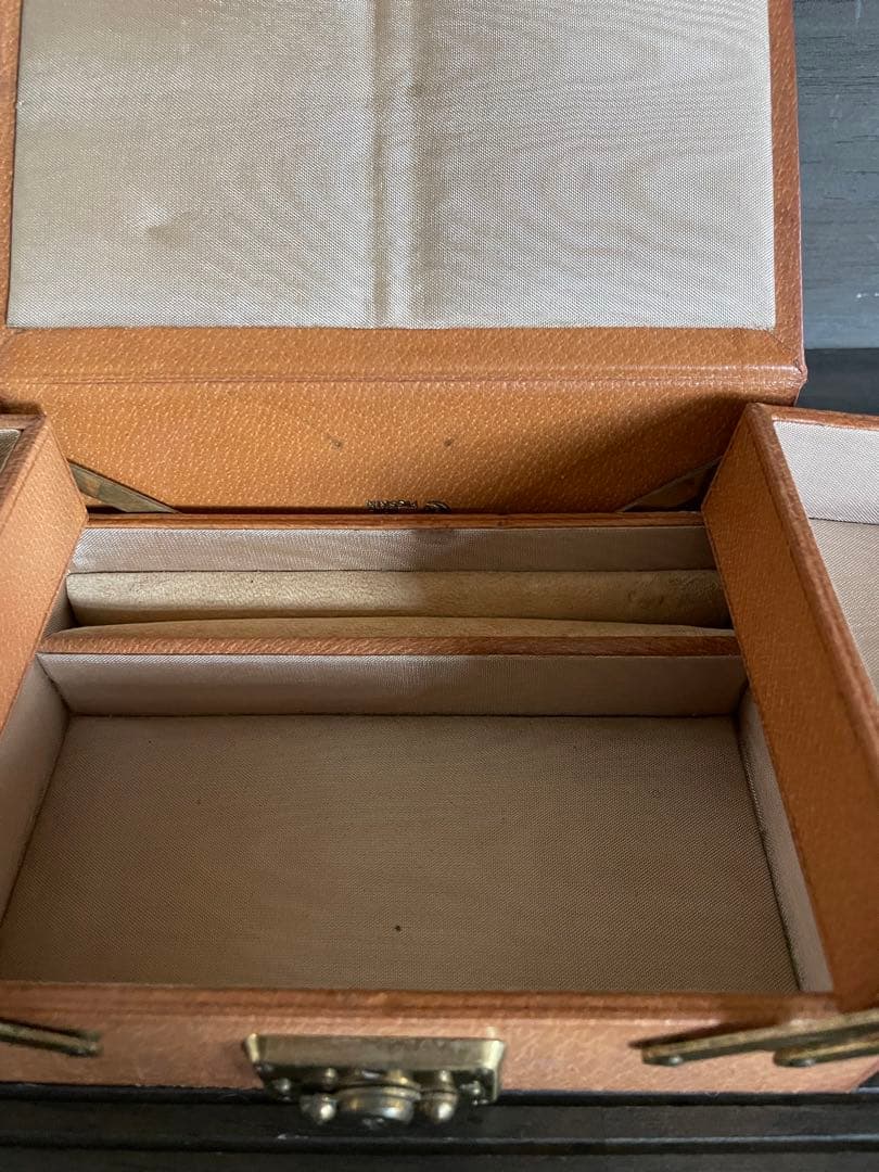 【チロルヴィンテージ】ジュエリーボックス