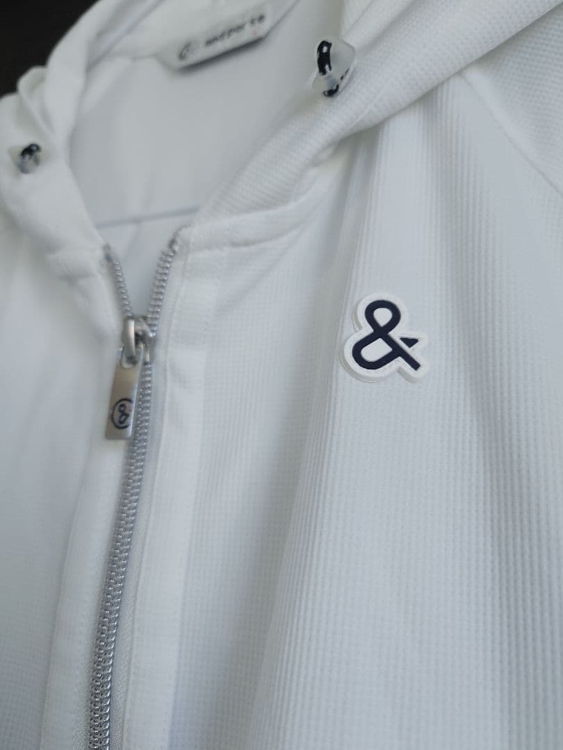 美品 and per se アンパスィ ゴルフ メンズL 白 フーディ パーカー