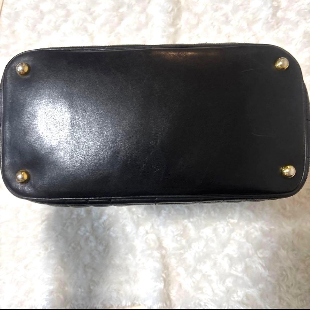 GianniVersace レザー刺繍　ハンドバッグ