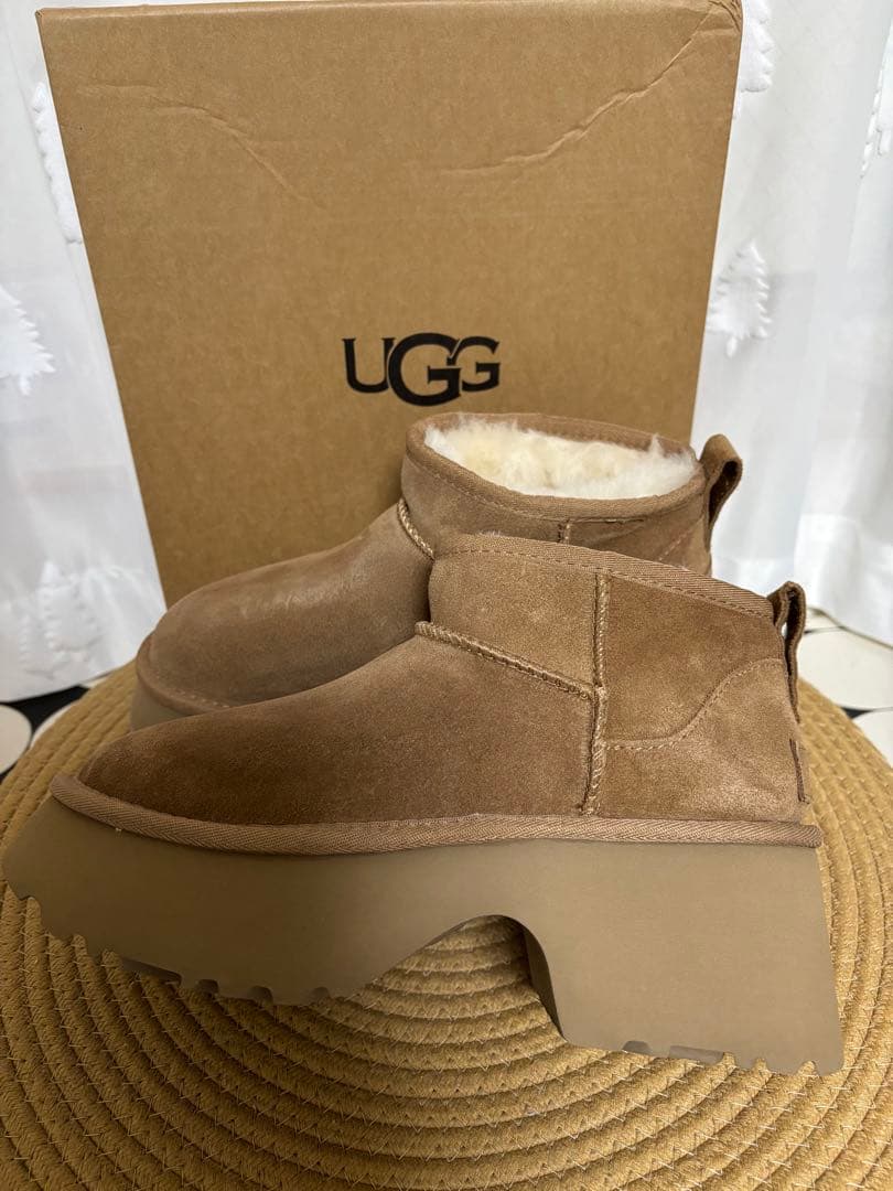 UGG 厚底7cmブラウン プラットフォーム ムートンブーツ