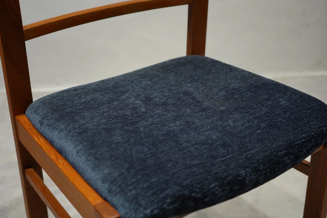 チーク材　ビンテージチェア　良好　北欧　椅子