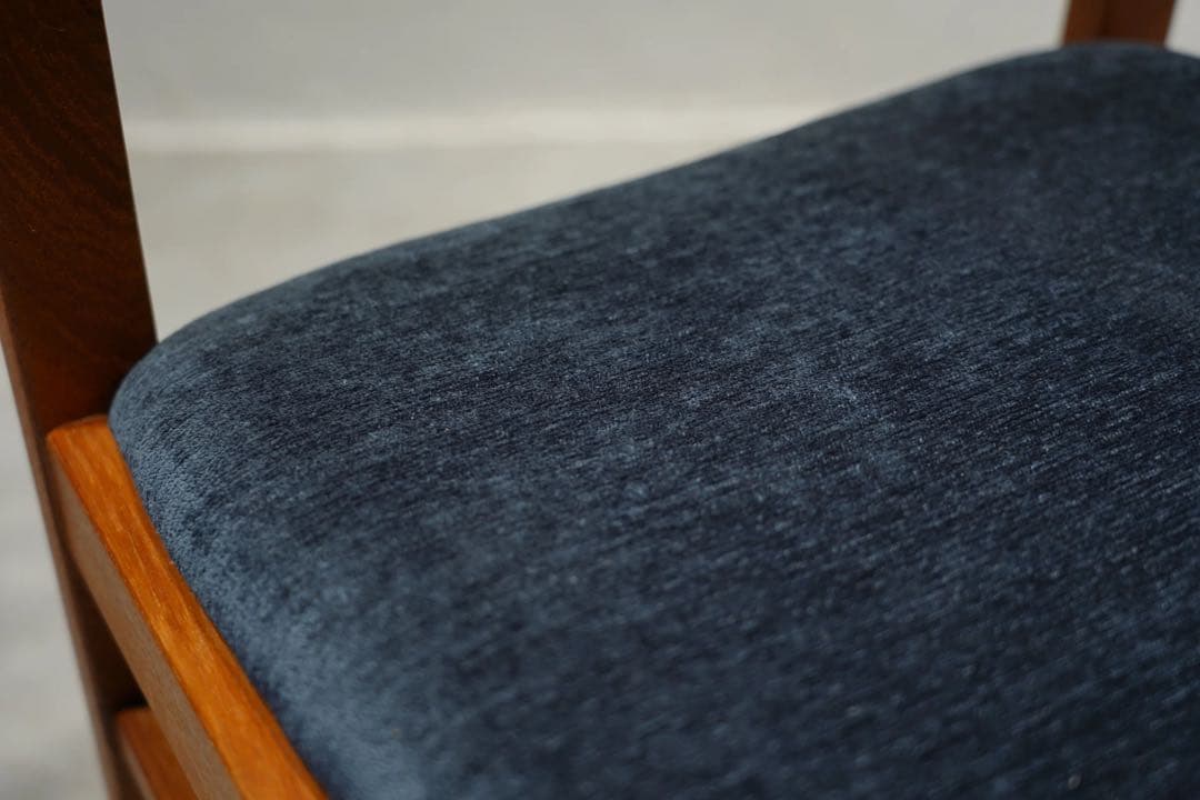 チーク材　ビンテージチェア　良好　北欧　椅子