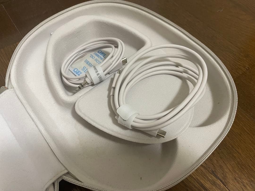 ヤ*ス様 バウワースアンドウィルキンス　px8　タン