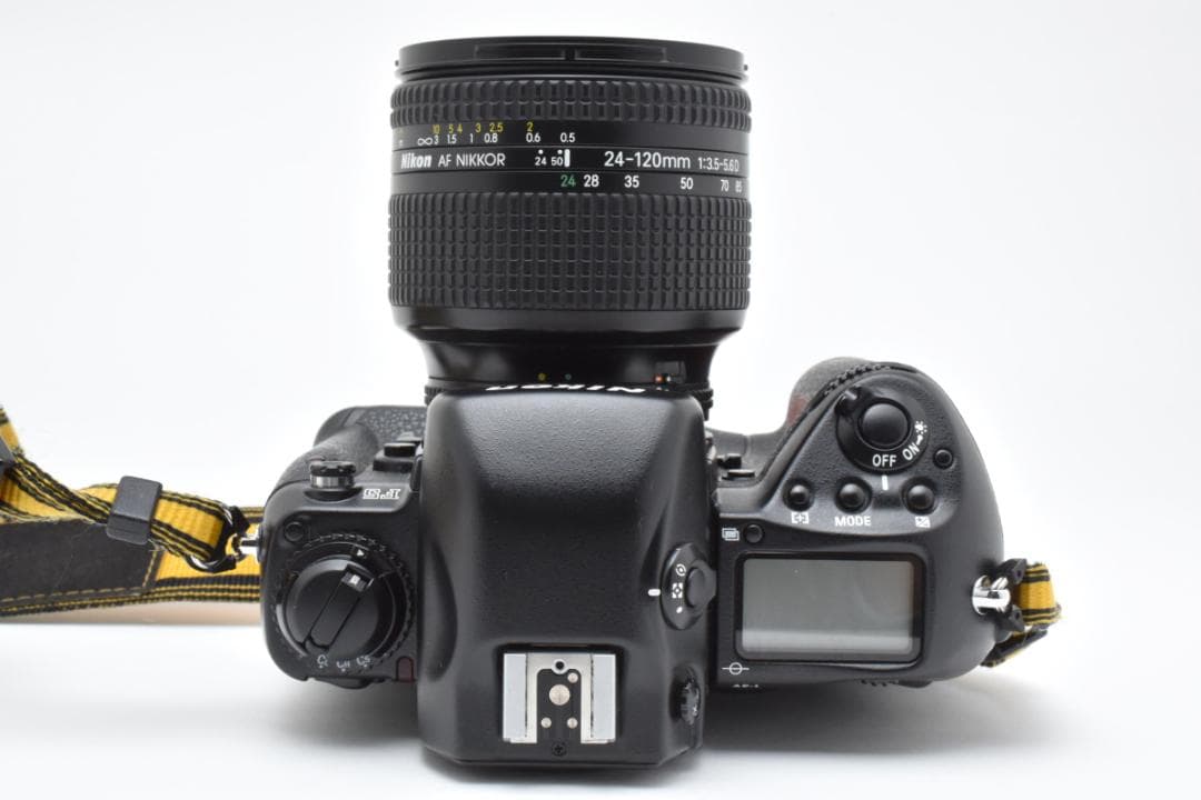 ニコン　Nikon F5 AF Nikkor 24-120m F3.5-5.6