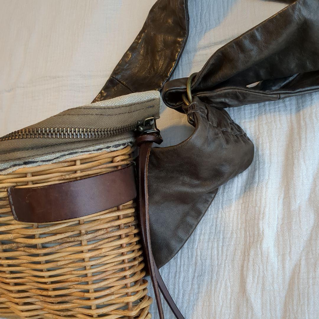 エバゴス　ショルダーバッグ　ボディバッグ