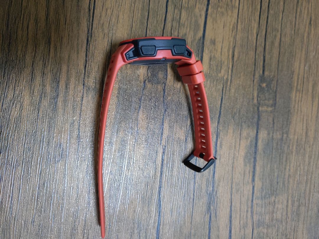 GARMIN(ガーミン)アウトドアウォッチ Instinct Flame Red