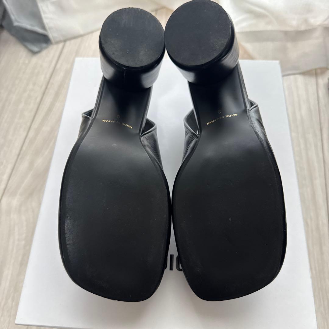 STUDIOUS ステュディオスラウンドシェイプパンプス　黒