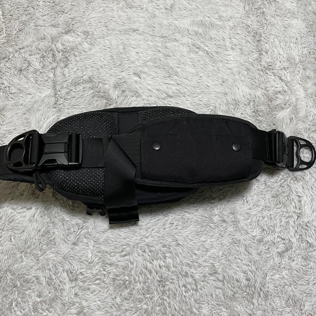 Hugoo ヒップシート　ウエストポーチ　ナイロン　コーデュラ　出産祝い