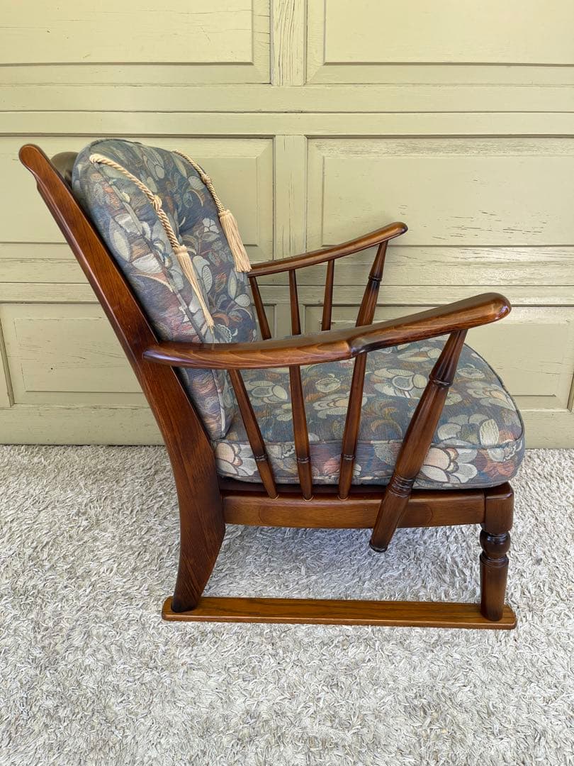 カリモク家具 コロニアル WC47ソファ 肘掛椅子 平織布張②