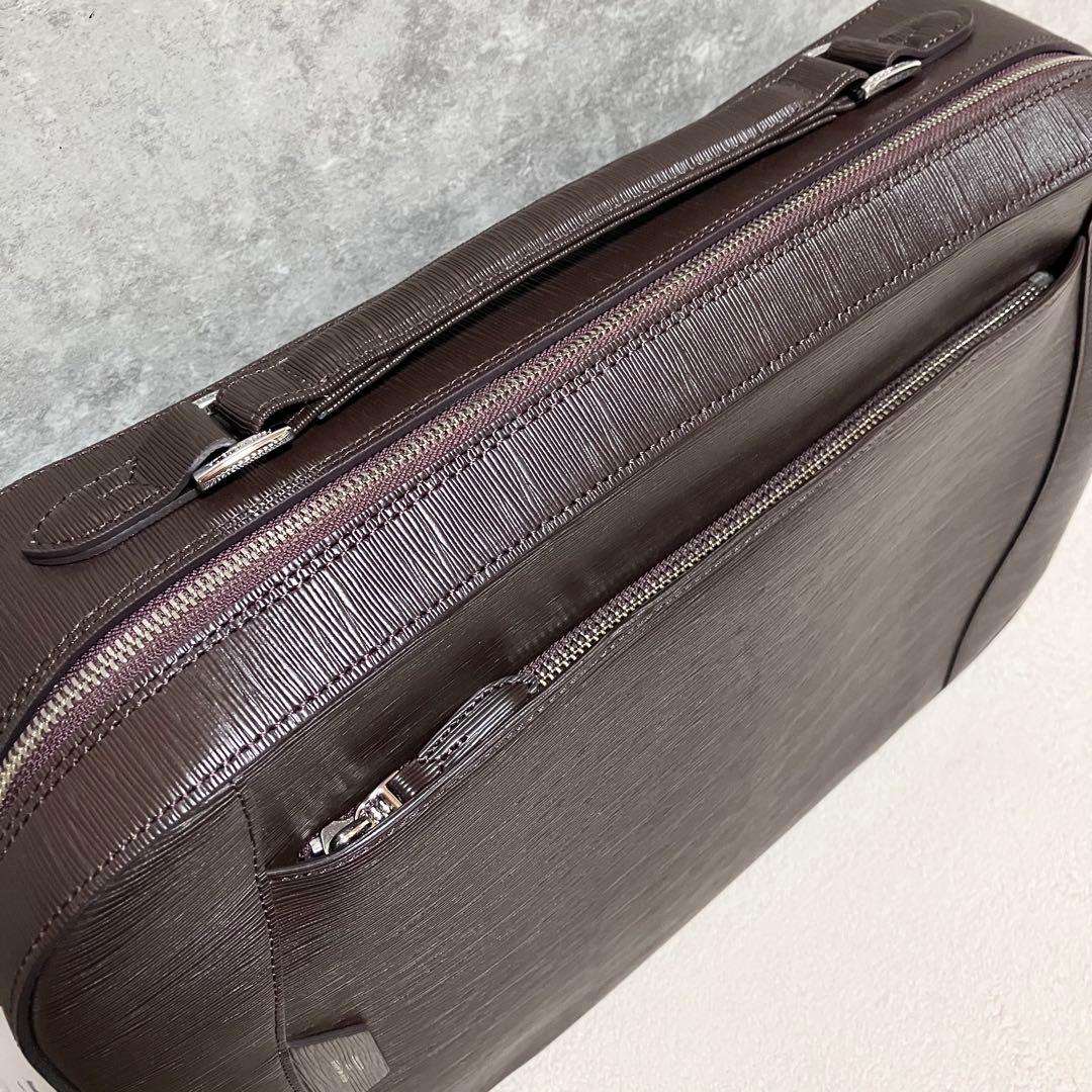 【新品タグ付き】　ペッレモルビダ　キャピターノ　バックパック型ブリーフケース