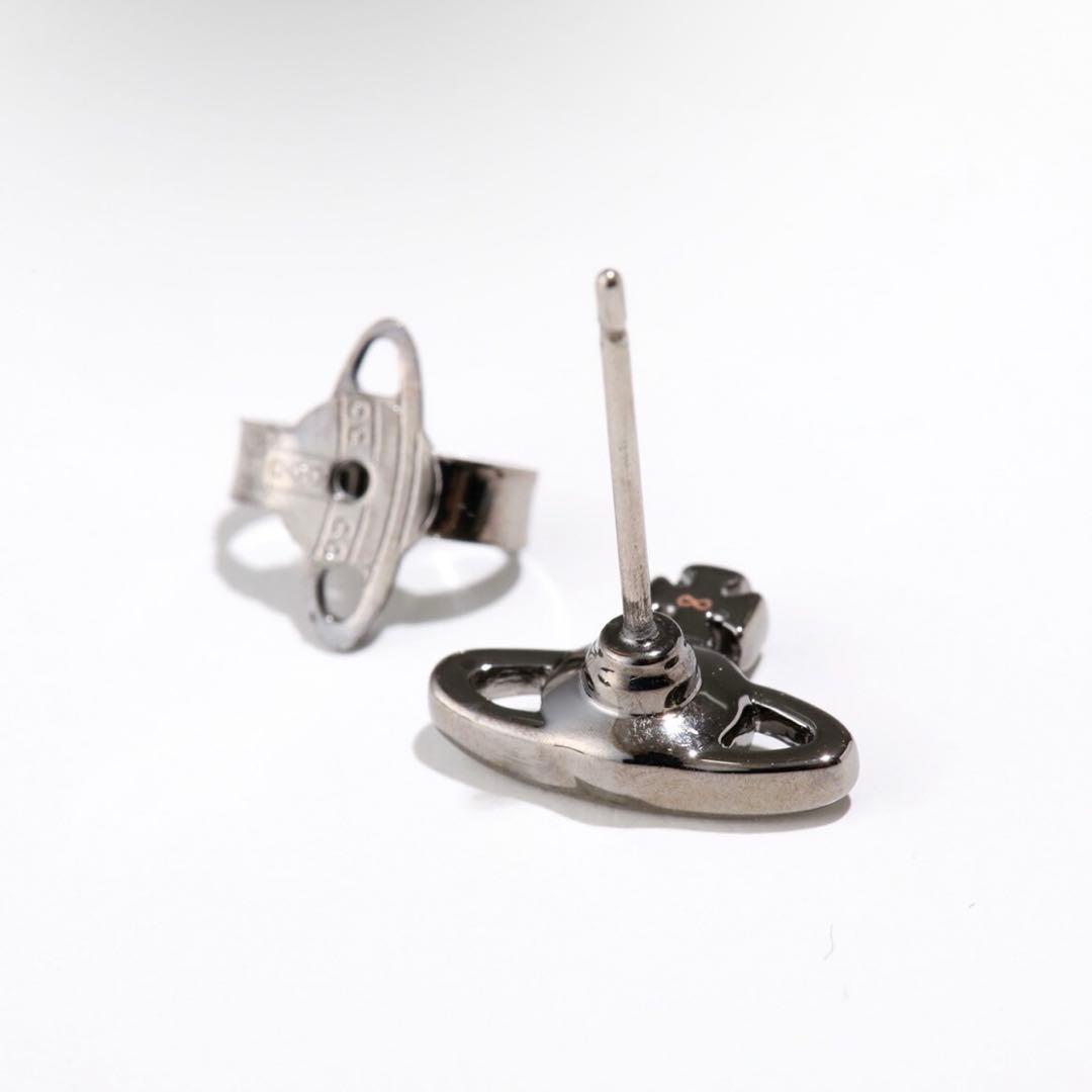 Vivienne Westwood　ヴィヴィアンウエストウッド　片耳ピアス　新品