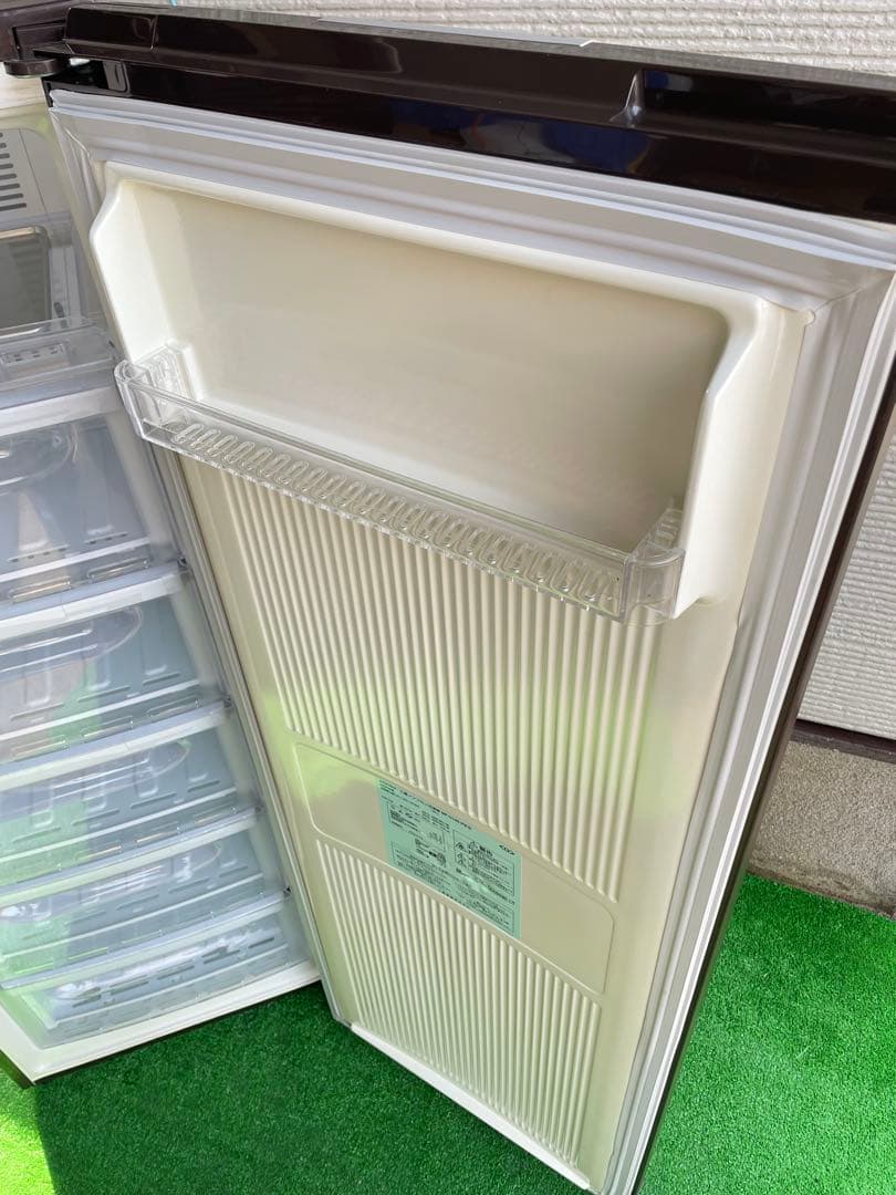 592分解洗浄済み✨ 三菱 おしゃれ木目調 144L 冷凍庫 プレミアムウッド