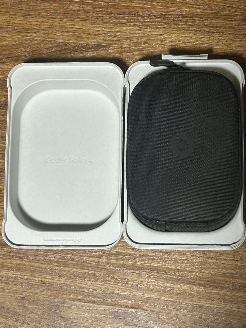 Beats Solo 4 ブラック ワイヤレスヘッドホン