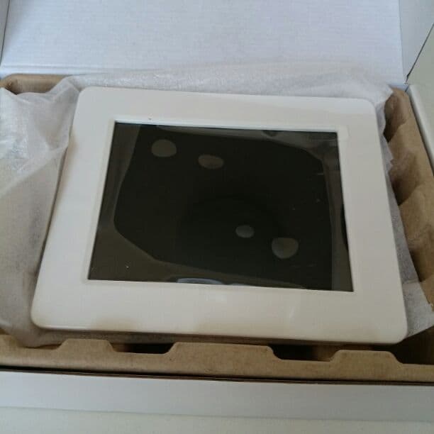 デジタルフォトフレーム ７インチ  ホワイト