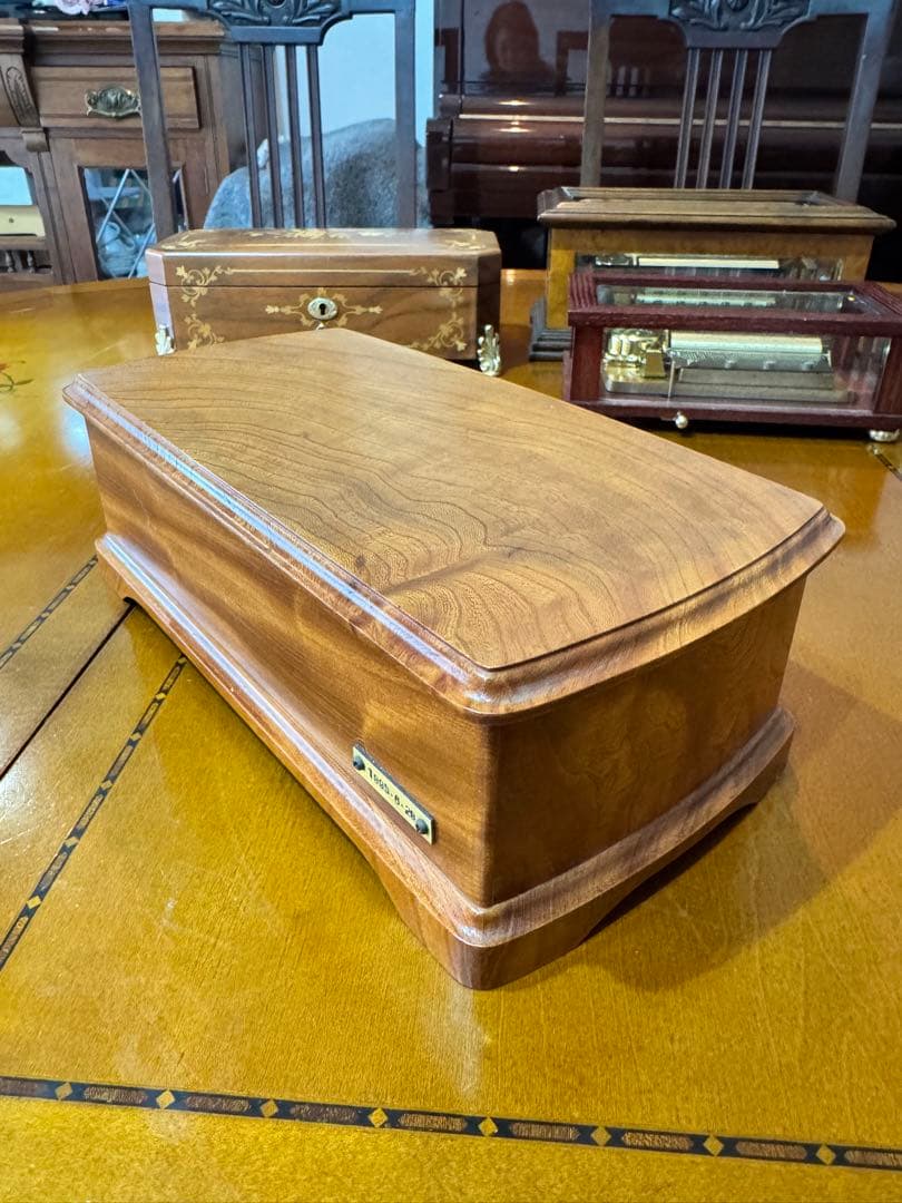 Reuge Music 木製オルゴール G. Verdi ナブッコ