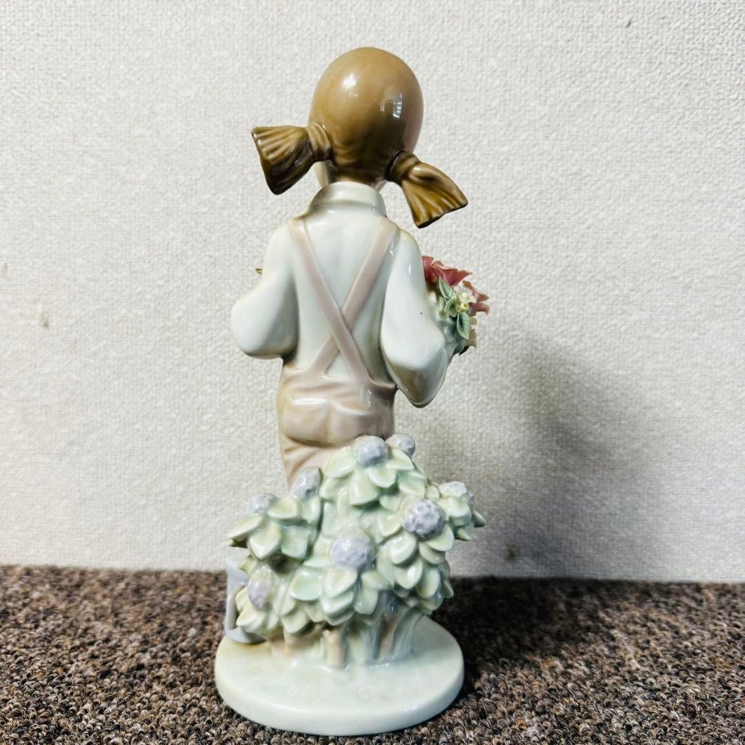 D9アンティーク品✨ リヤドロ 小鳥と話す少女 フィギュリン 陶器置物