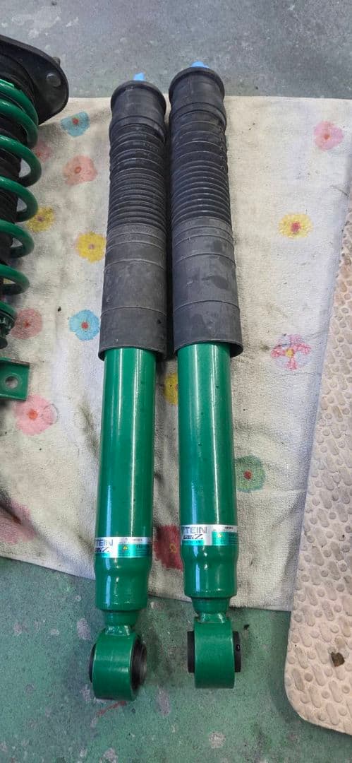 アイシス　テイン　ストリートベイシスZ 車高調　アイシス大好きさん専用ページ