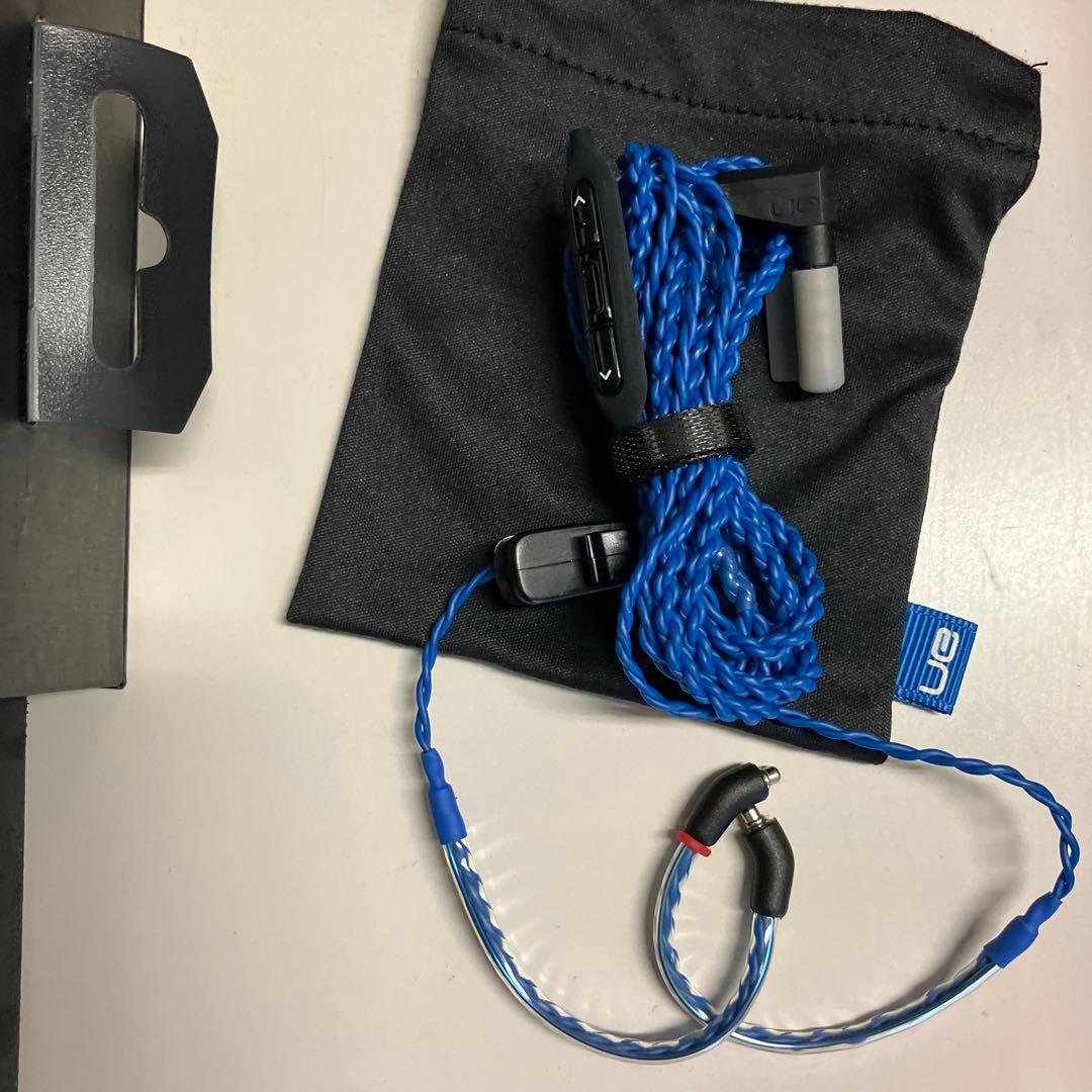 UE 900s ultimate ears イヤホン /リケーブル可能