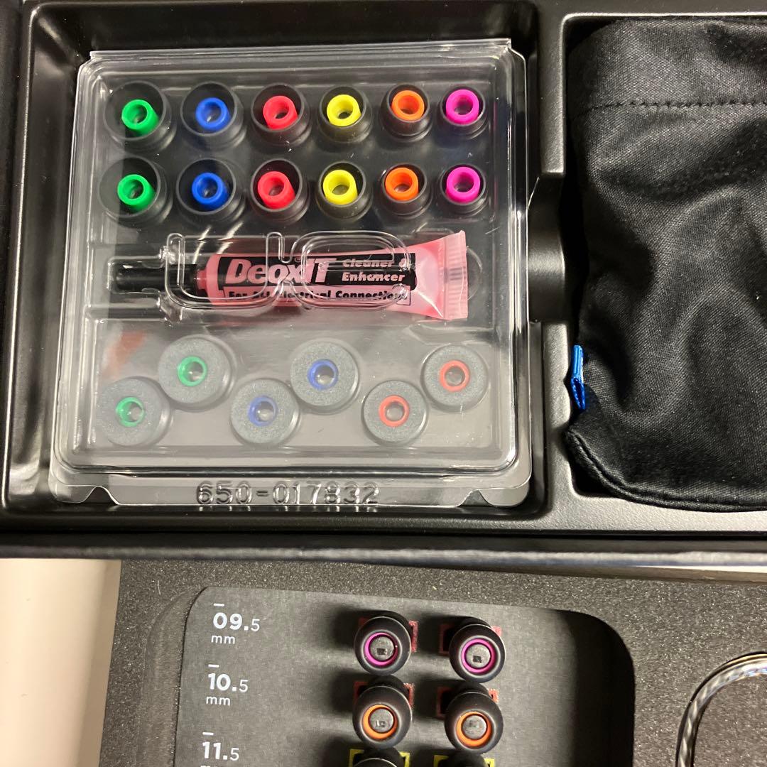 UE 900s ultimate ears イヤホン /リケーブル可能