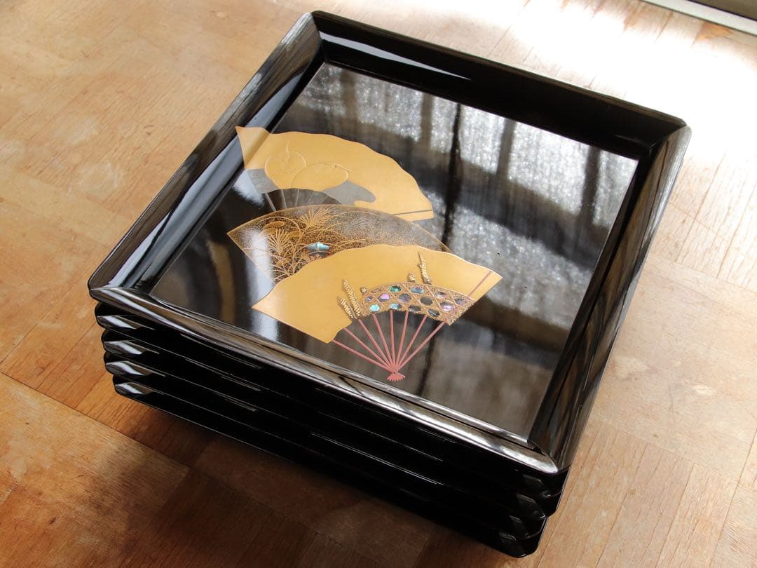 木製　螺鈿　古い黒塗吸物膳5客　足付　三重扇面蒔絵　金銀蒔絵　茶懐石　漆器　花鳥