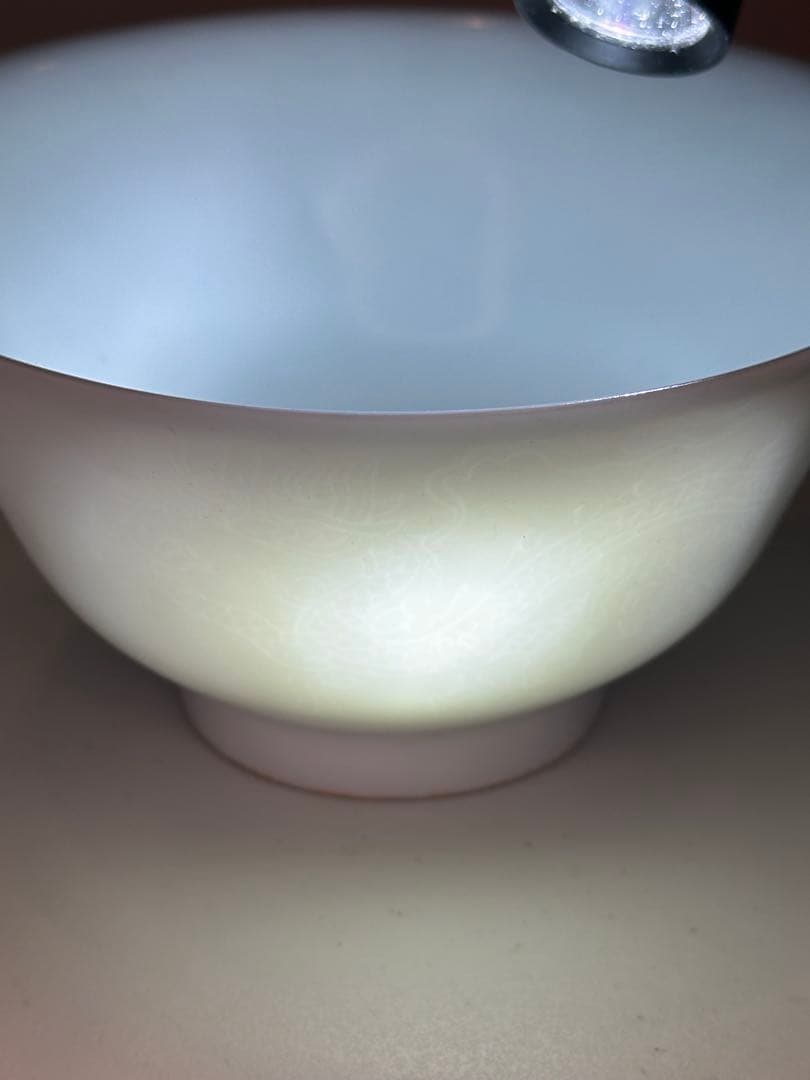 清時代　暗刻 二龍戯珠 龍紋 碗　白釉　中国古美術　時代物