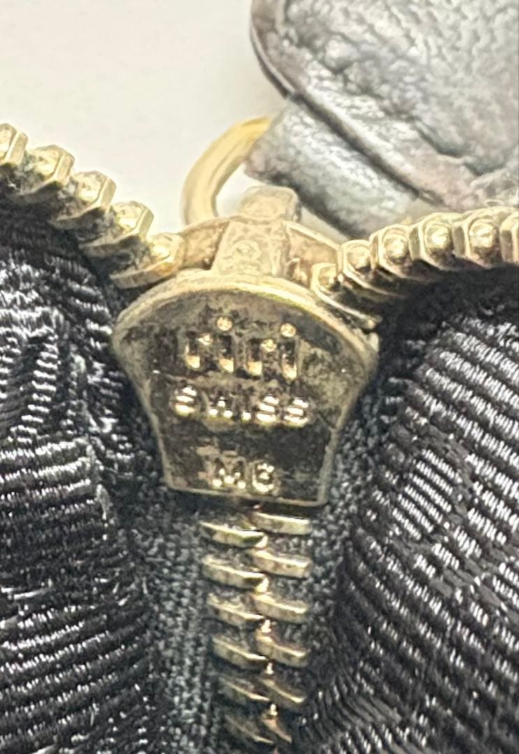 【美品】PRADAチェーン ショルダー トート バッグ ギャランティカード付