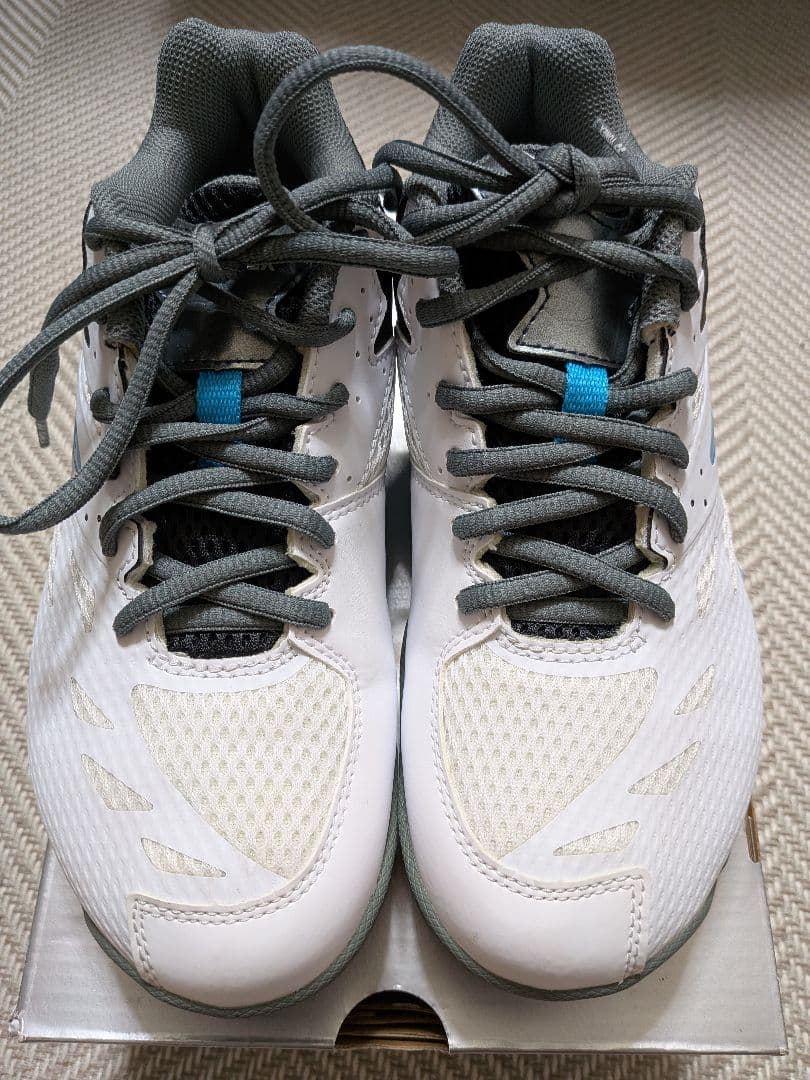 YONEX　バドミントンシューズ　SHBCF3W　24.5cm