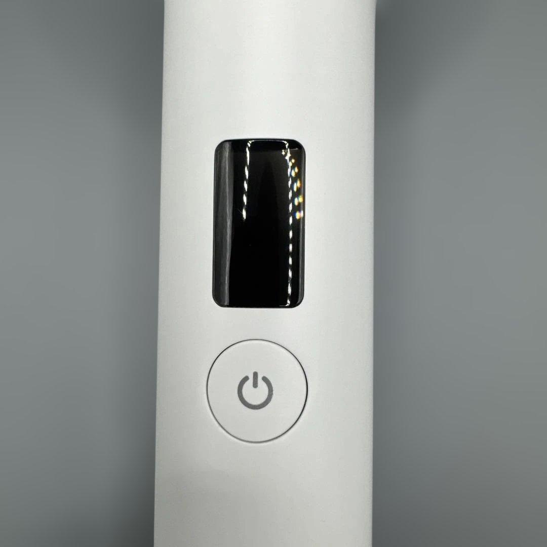 M1368 メディキューブ AGE-R ウルトラチューン40.68 美容機器