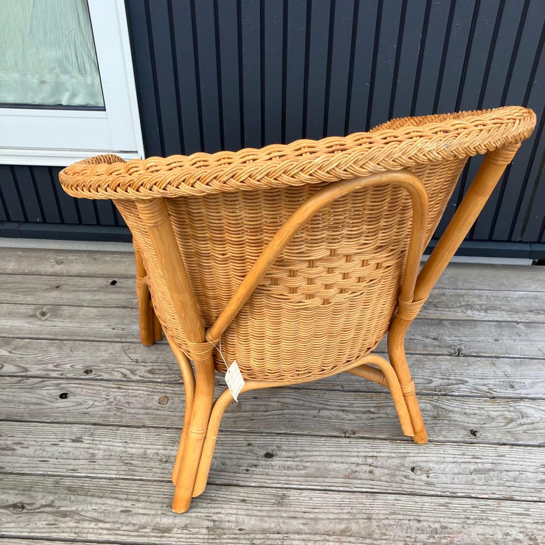 ① 昭和レトロ カザマ 花柄クッション アーチ型ラタンチェア アームチェア