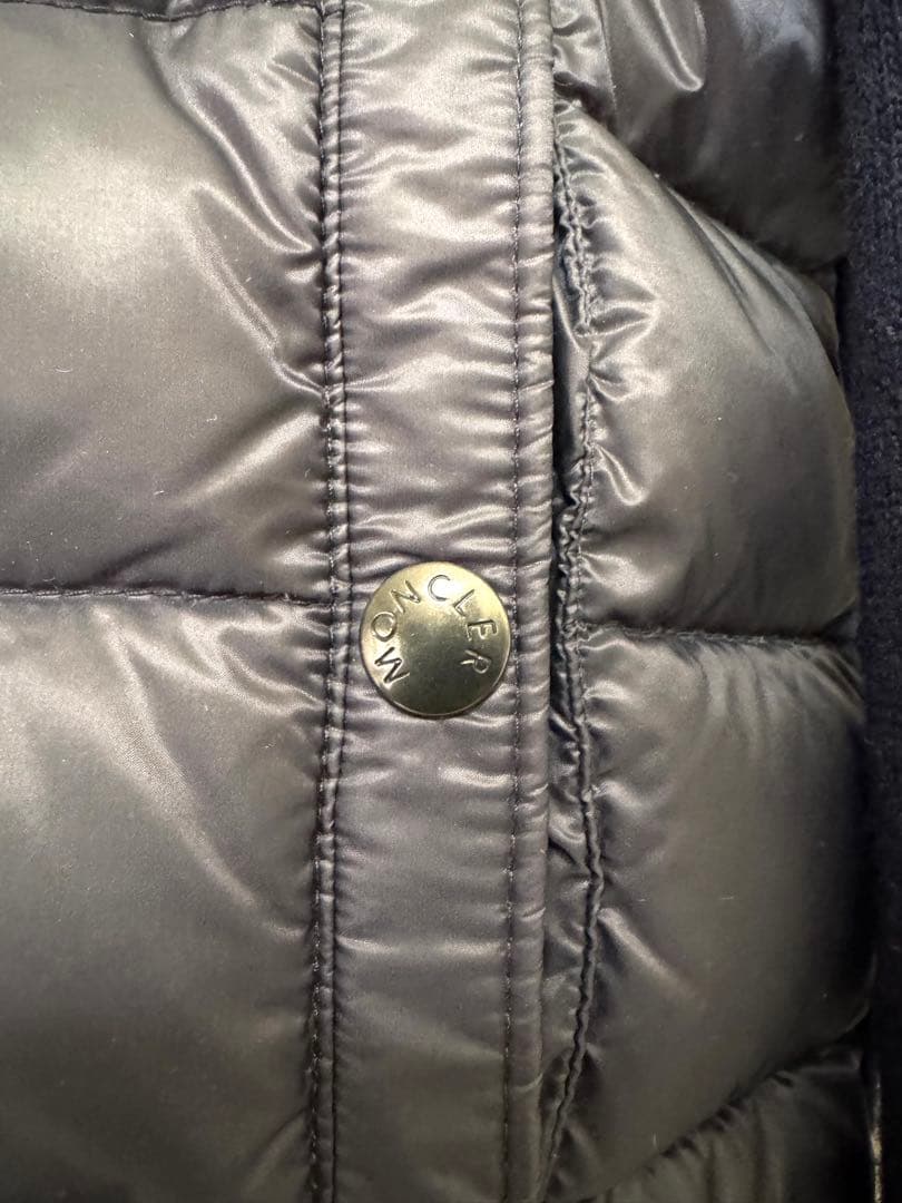 モンクレール　ニットダウンジャケット