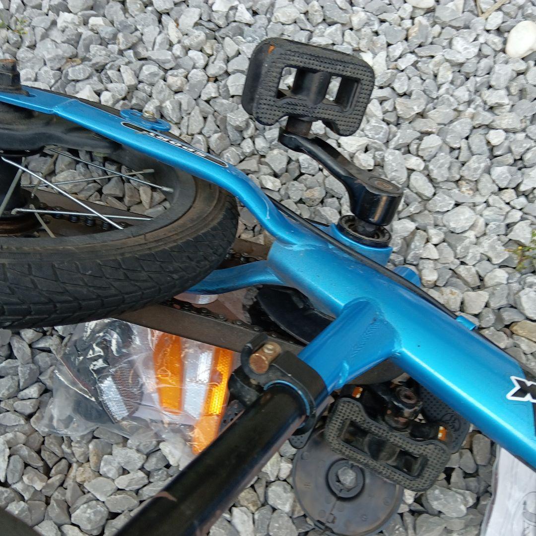 55.ストライダー　14X　ブルー　青