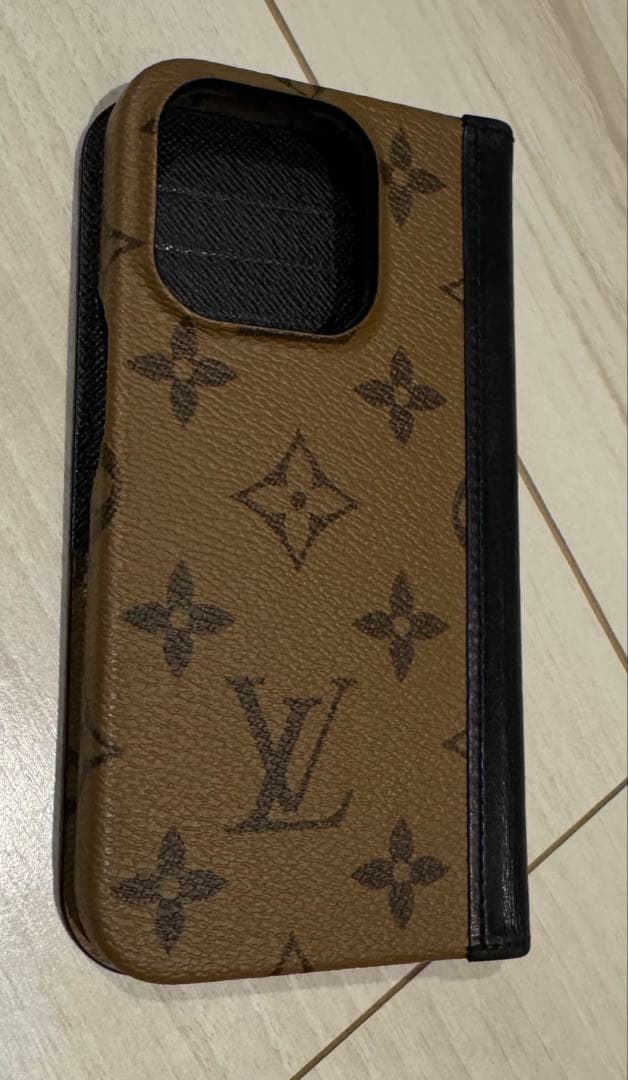LOUIS VUITTON iPhone15Pro ケース