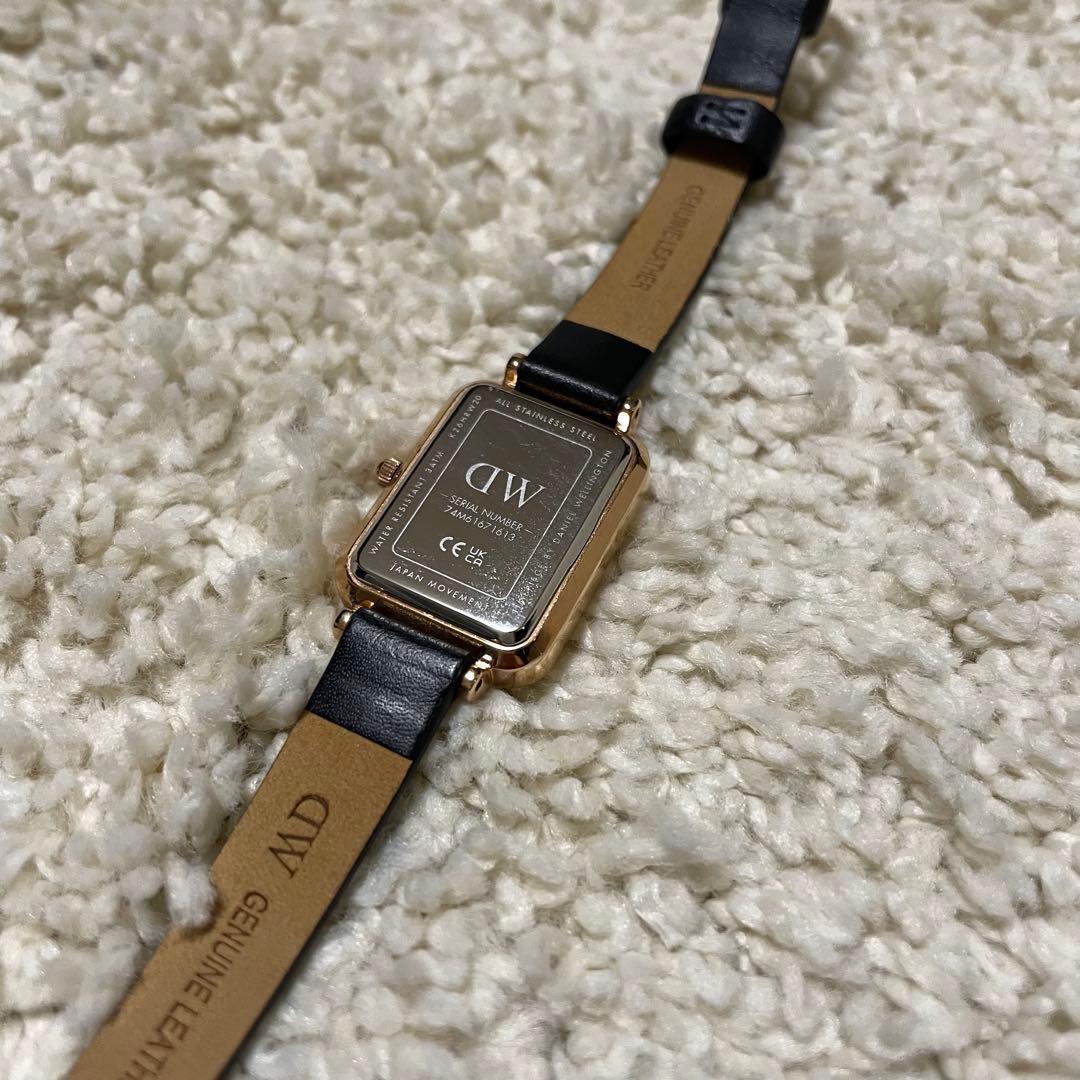 Daniel Wellington スクウェアウォッチ　腕時計　レディース　黒