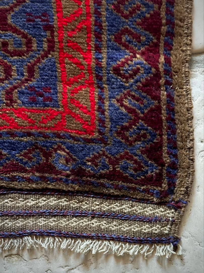 トライバルラグ　ヴィンテージラグ　バルーチ族　アフガン　ミニラグ　プリミティブ